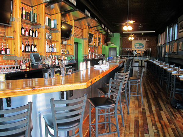 Inside the new Pig & Pearl at 2053 W. Broad St. (Photos by Michael Thompson)